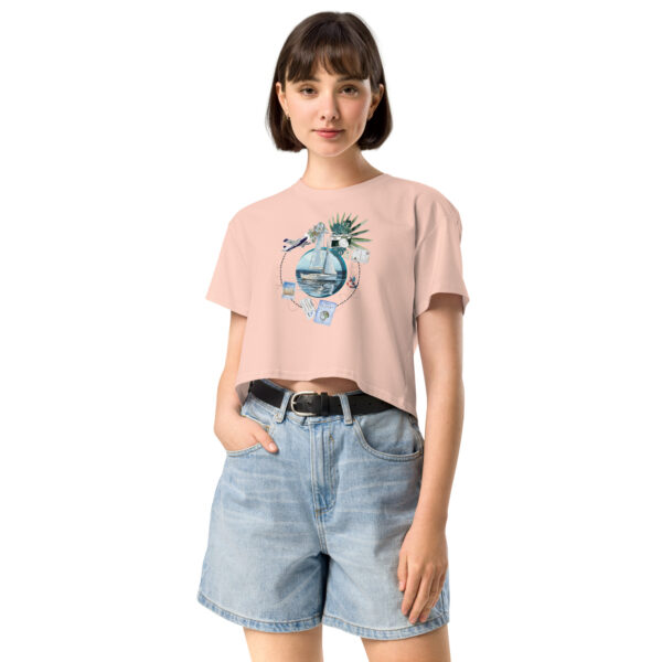 Stylish Women’s Crop Top – Soft, Flattering, and Nature-Inspired